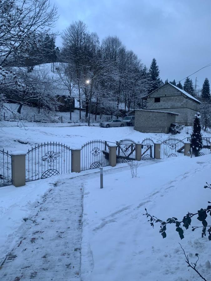 Cottage house Podobovets Exterior photo